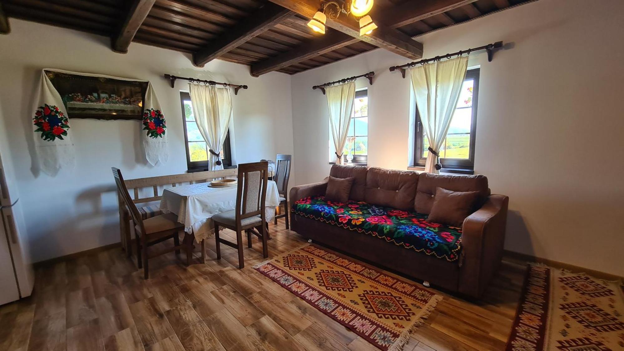 Casa Bunicilor Din Oncestiヴィラ エクステリア 写真
